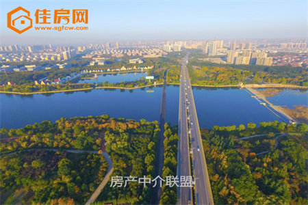 宝法苑3室2厅1卫58万124m2简单装修出售